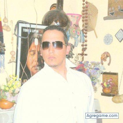 Nico27 chico soltero en Ezpeleta