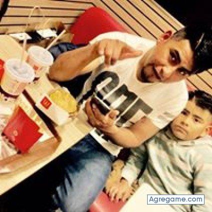 dayrongrone chico soltero en San Fernando