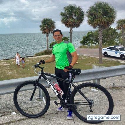 Raulito65 chico soltero en Jupiter