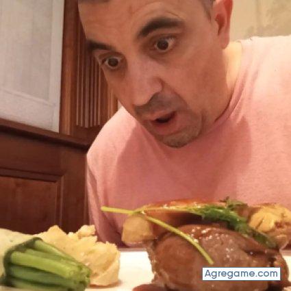 txescurrinfc chico soltero en Montmelo