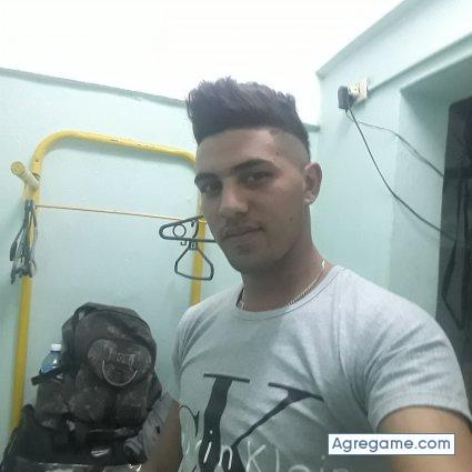 Alemontero25 chico soltero en Moa