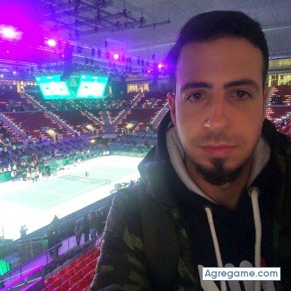 Zetoz chico soltero en Benalua de Guadix