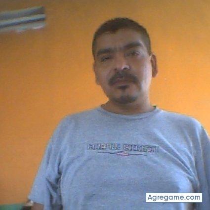 alex28 chico soltero en Tula