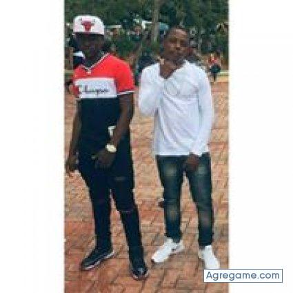 y-frylizardo chico soltero en Tamboril