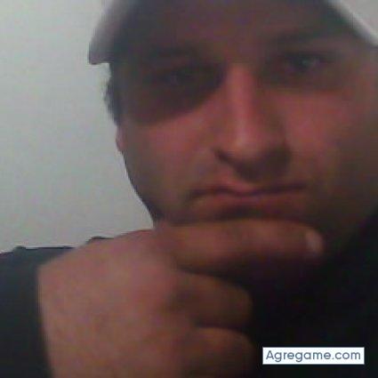 ser28 chico soltero en Azul