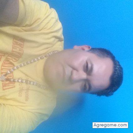 Gorditoalegre chico soltero en Lebanon