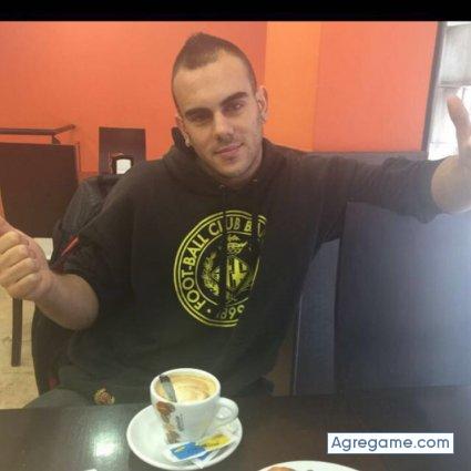 hhmmhh chico soltero en L'Hospitalet de llobregat