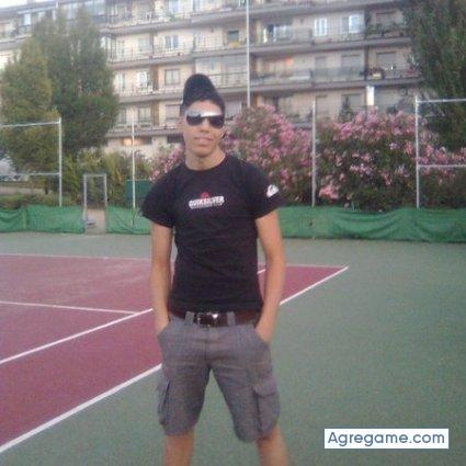 moreno994 chico soltero en Madrid