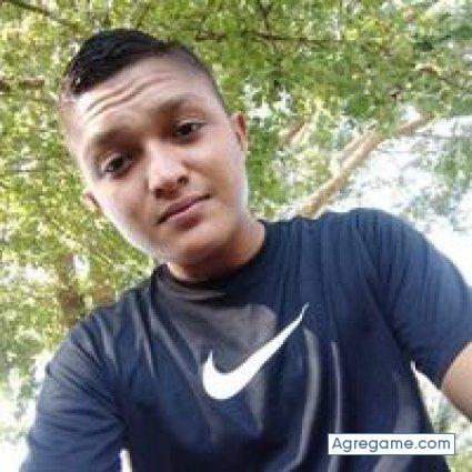 nauncortez chico soltero en Tecoluca