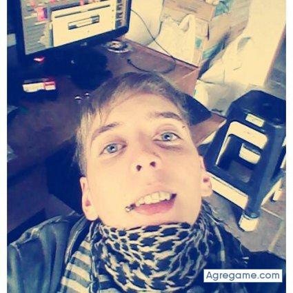 AdrianMaciel chico soltero en Martínez