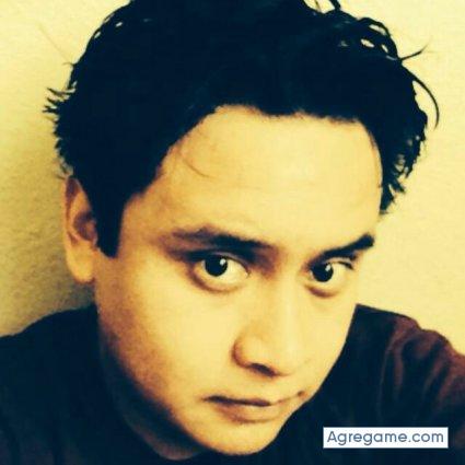 Missaki chico soltero en Costa Mesa