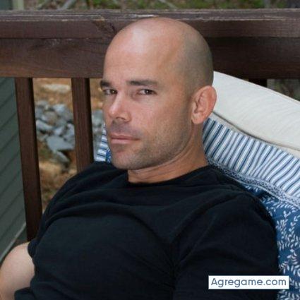 moucho chico soltero en Rubias