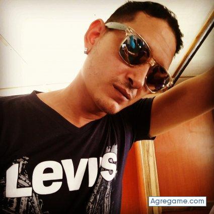 joelg3237 chico soltero en Cayo Mambí