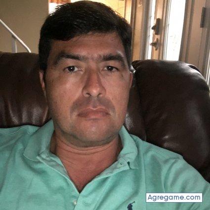 jklong chico casado en Central Islip