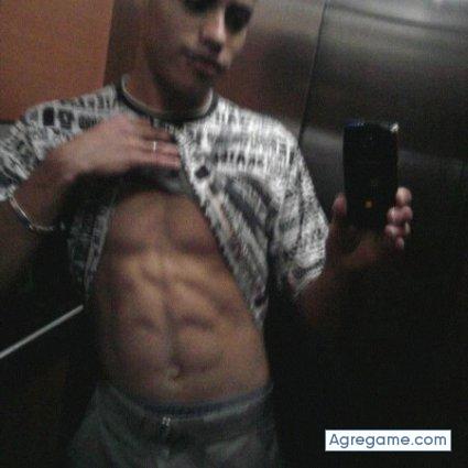 takechi21 chico soltero en Santa Cruz De Tenerife