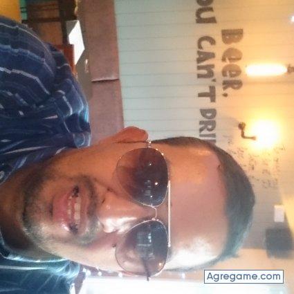 Mecanicos chico soltero en 