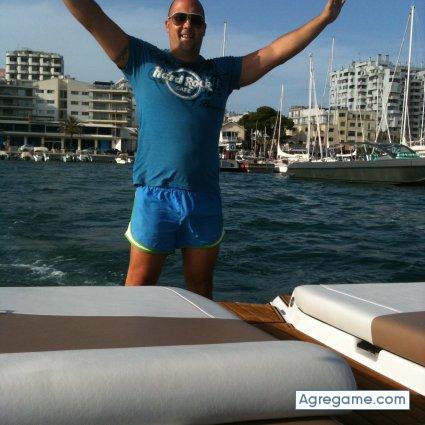 alexber chico divorciado en Rojales