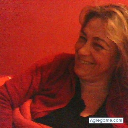 agaporni chica divorciada en Santpedor