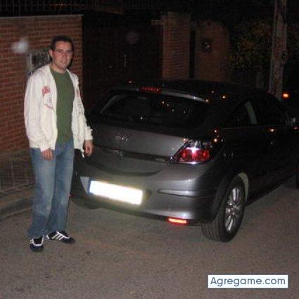 javicofem chico soltero en Fuenlabrada