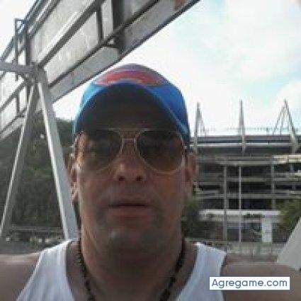 leonardgonzalez chico soltero en Bogotá