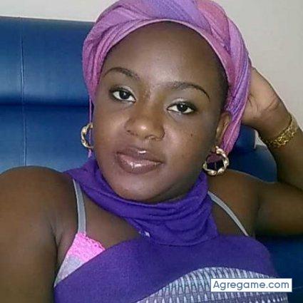 lindabonsu1 chica soltera en 