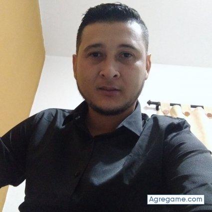 1234513456789 chico soltero en El Dorado De Cascales