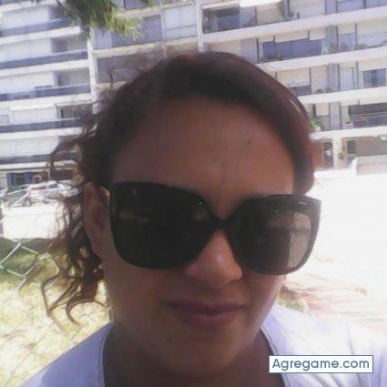 Bety2323 chica soltera en Paso De Carrasco