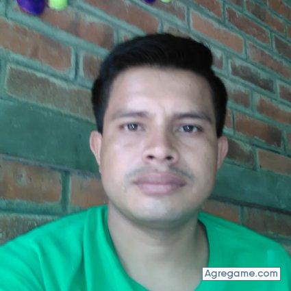 ValenciaBeltran chico soltero en San Alejo