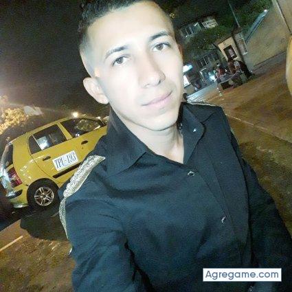 yomellamodariogomez chico soltero en La Unión