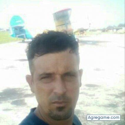 Alexis1883 chico soltero en Guanabo