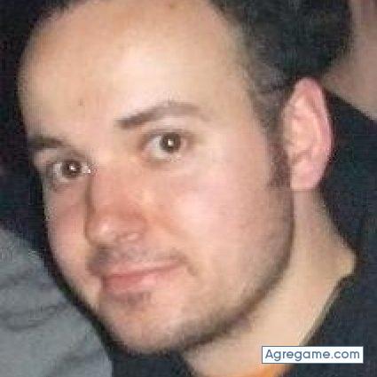 krilin chico soltero en Cobeña