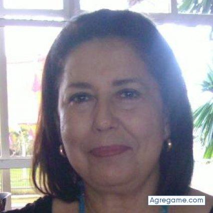 cela chica soltera en Regla