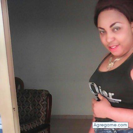 Salir con mujeres de ghana ECHANGE ARGENT CONTRE COLIS