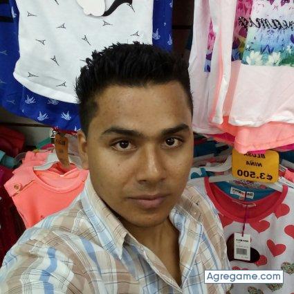 Esman20 chico casado en Santa Ana