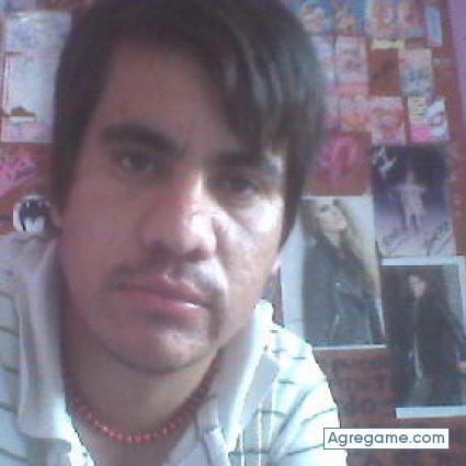 Seabastian chico soltero en Coronel Du Graty