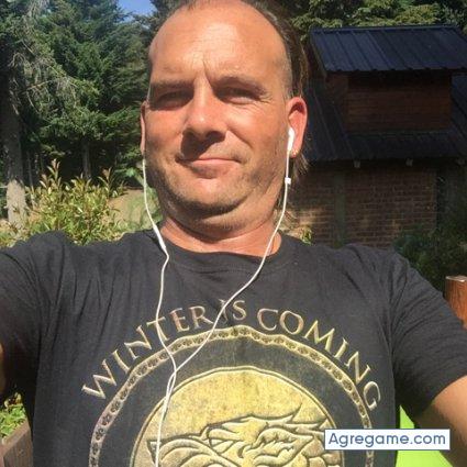 Nicolas92500 chico soltero en Fortín Olavarría