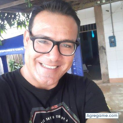 Escorpianooctu chico soltero en Pucallpa