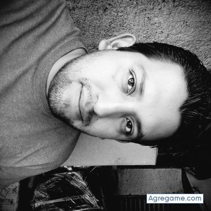 Ever909 chico soltero en Ascensión