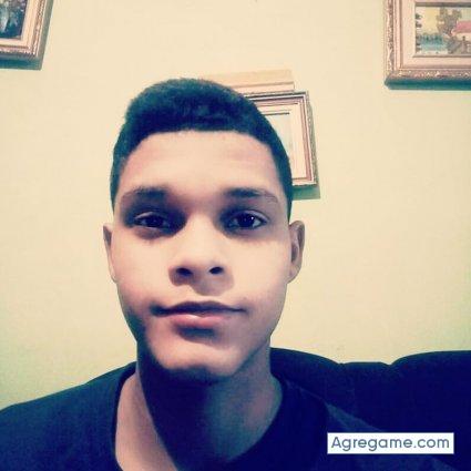 Efrain750pc chico soltero en San Antonio De Los Altos