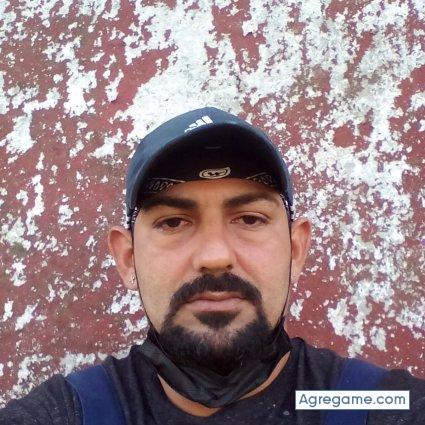 Llros chico soltero en Matanzas