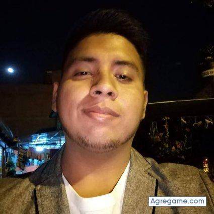 diegomf98 chico soltero en Aguas Calientes