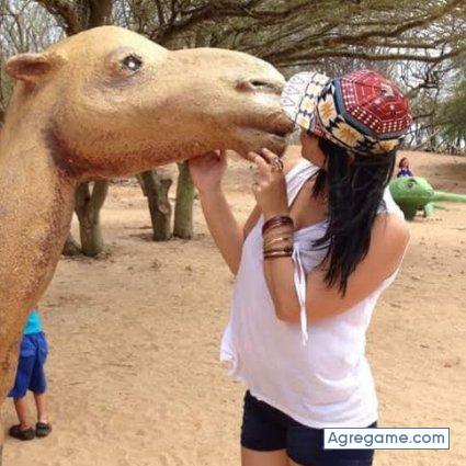 Blanca1 chica soltera en Memphis