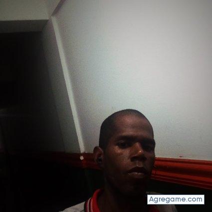 851027 chico soltero en 