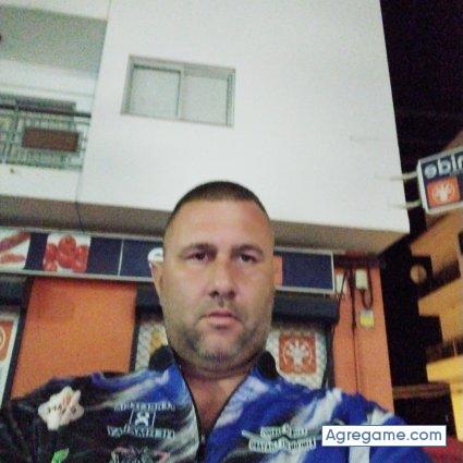 Fragilon chico soltero en Arona
