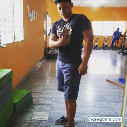 Orlando122rqrew chico soltero en Zacatecoluca