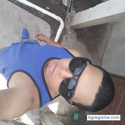 Raptorputin chico soltero en 