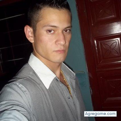 Nicolas2830 chico soltero en Capioví