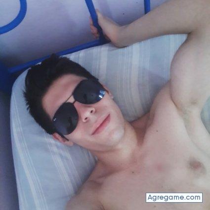 carlos909 chico soltero en San Juan