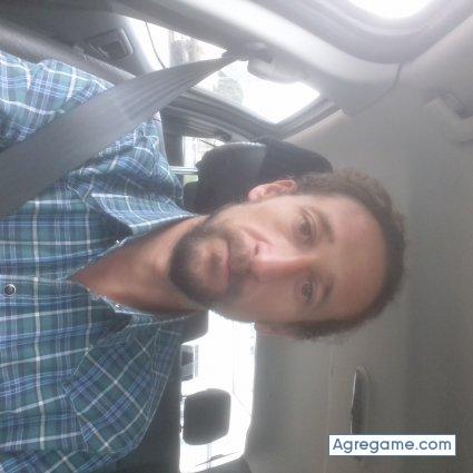 Emanuel1981 chico soltero en Darregueira