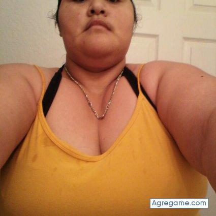 Norajean chica soltera en New Braunfels